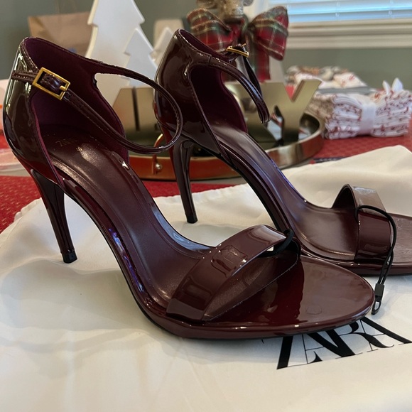 Zara strappy faux patent heel - Picture 10 of 10